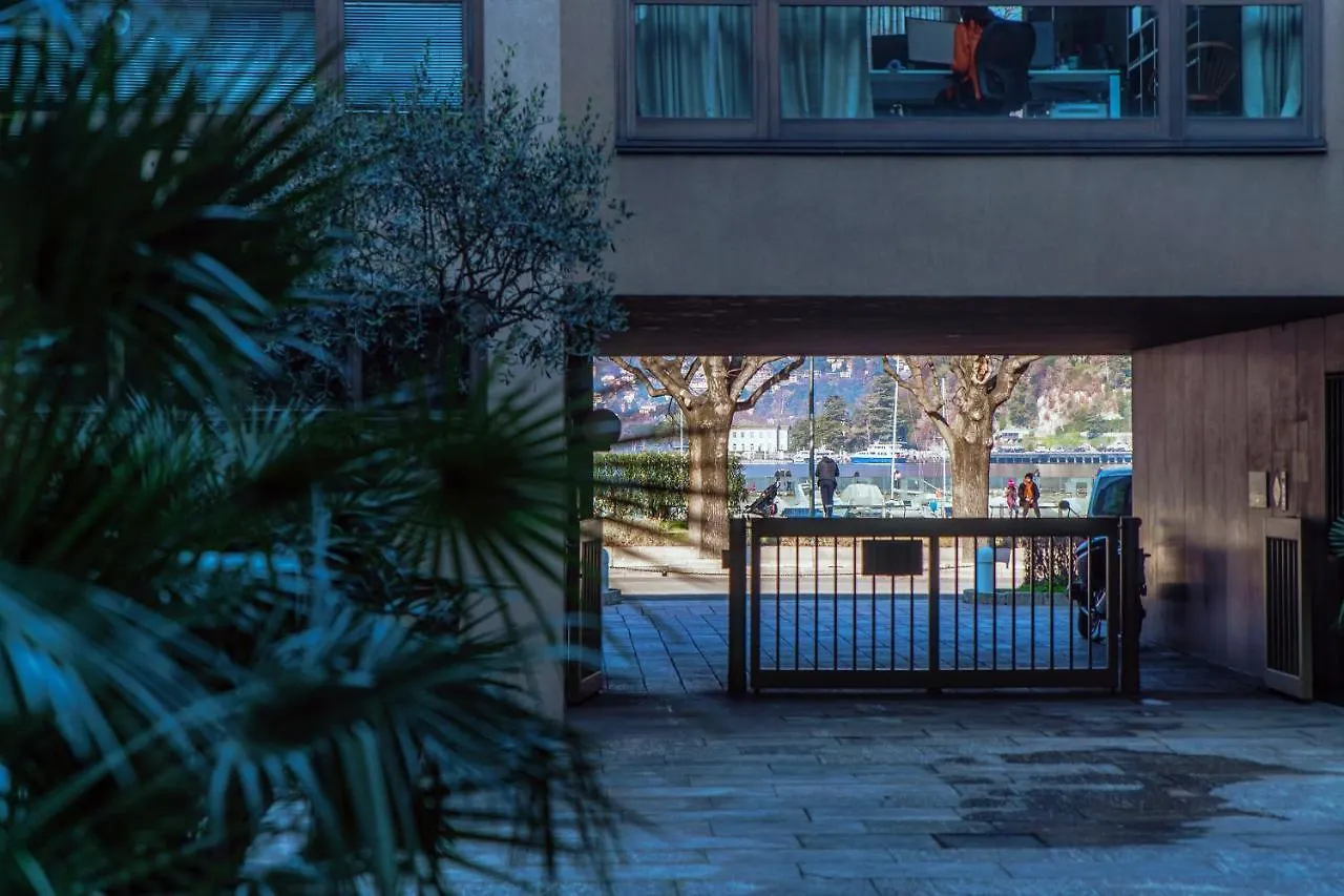 By The Lake - Downtown קומו איטליה